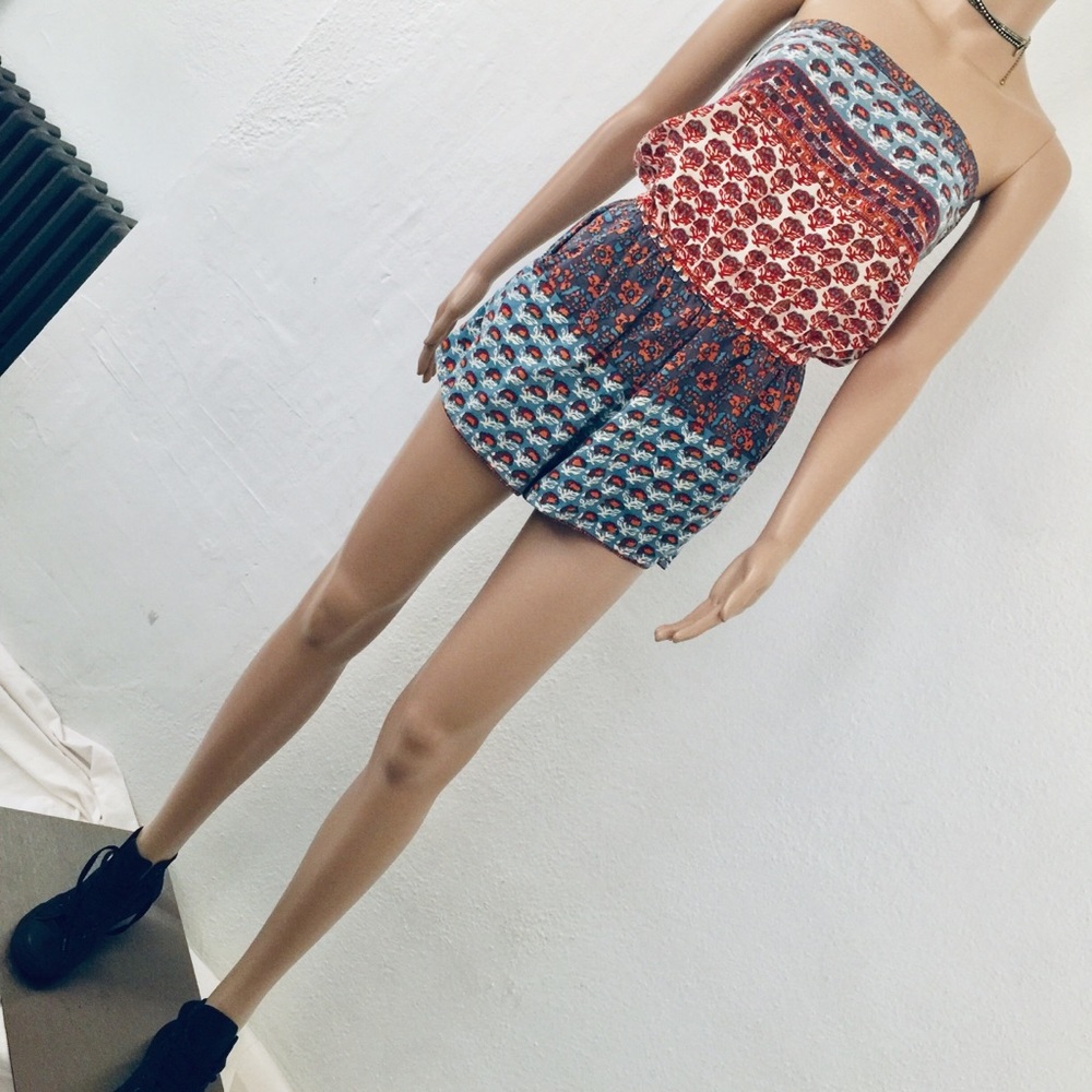 Women’s romper size M - Picture 2 of 9